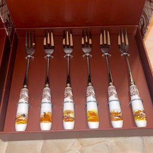 (Set of 6 Motifs) Individual Pastry Fork
Woodland
by SPODE